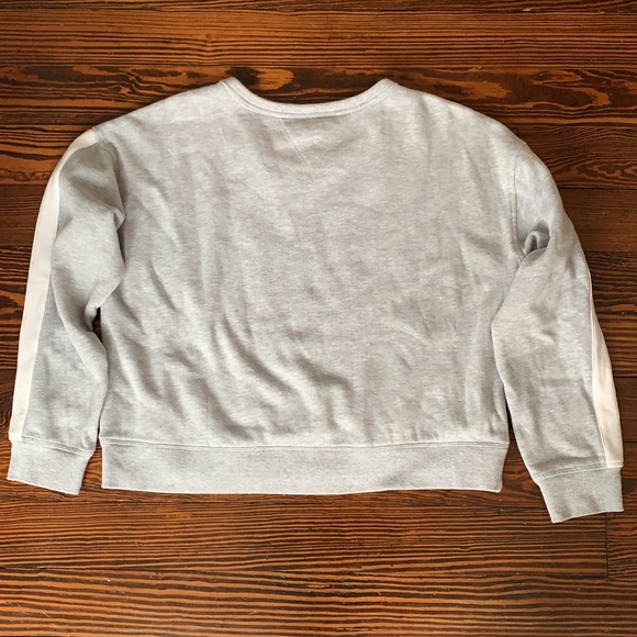Cropped Sweatshirt - Picture 3 of 3